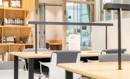 다이브나인 데이패스 공용 데스크 이미지