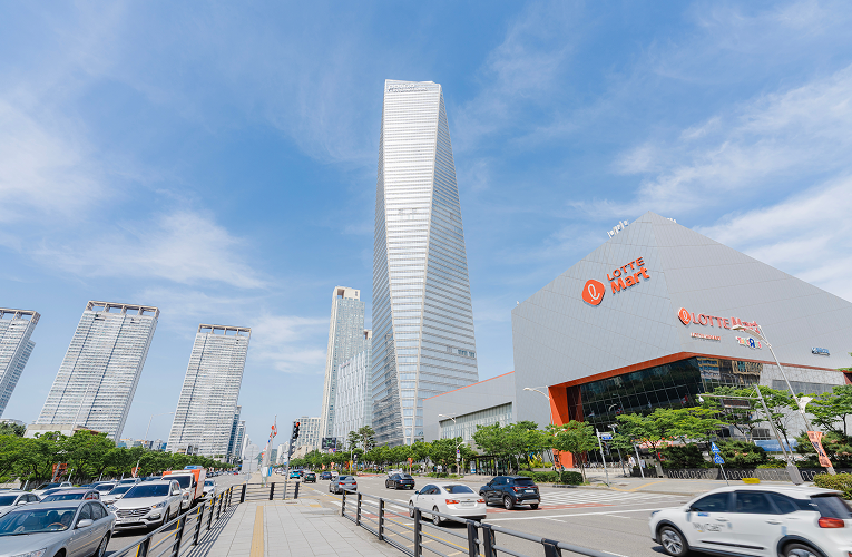 인천 최대 규모 공유오피스 스테이지나인 송도 포스코타워점 인천대 입구역 전경