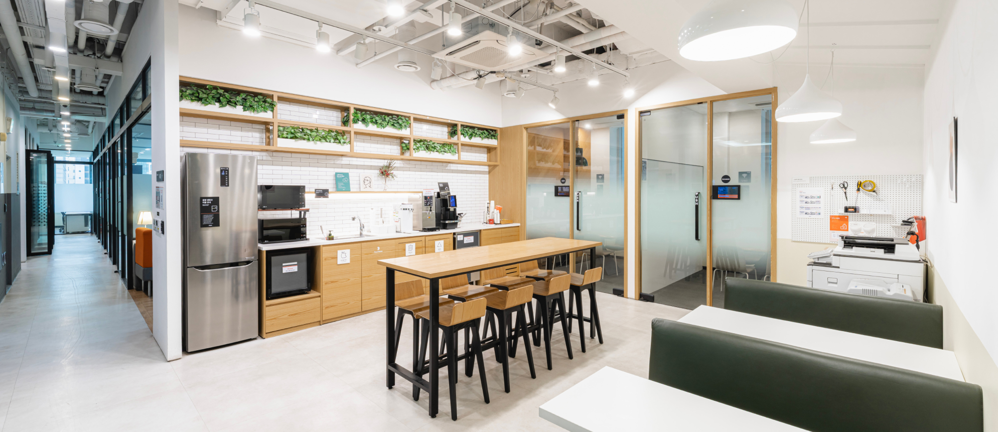 강남 사무실, 스테이지나인 삼성점 4층 라운지